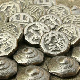 日三鋳造所 ベーゴマ ペ王様（ぺおうさま） |木のおもちゃ がりとん