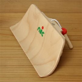 NICのはたらくくるま | 木のおもちゃ がりとん