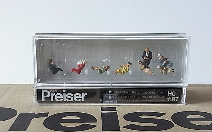 Preiser/プライザー 10299 HO 1/87 食堂車の乗客