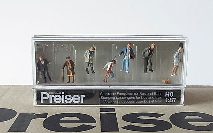 Preiser/プライザー 10400 HO 1/87 立っている乗客（バス・列車用）
