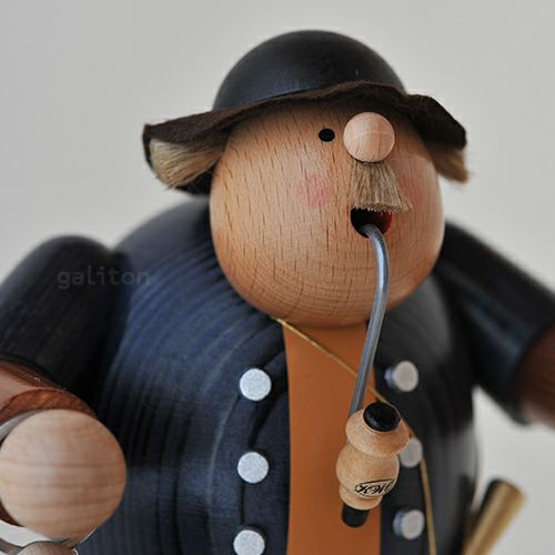 煙出し人形 KWO太っちょ夜警 21513