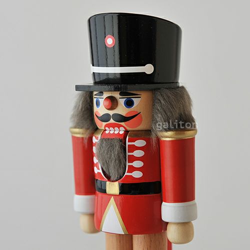 くるみ割り人形 LGL軽騎兵(小)赤/ナチュラル