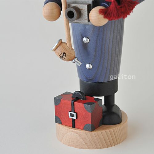 煙出し人形 KWOのっぽの旅行者 21743