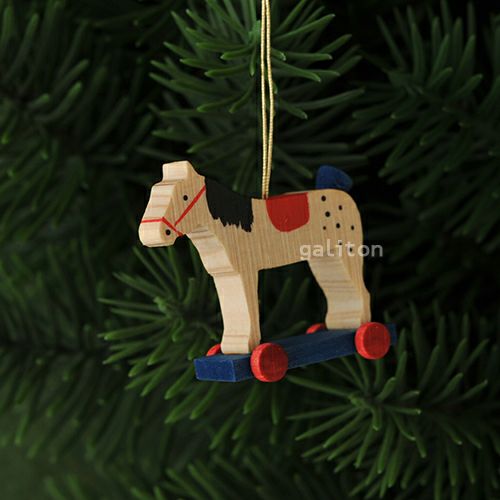 【xmas限定販売】《クリスマスオーナメント》 カーヴェーオー KWO 車付木馬 赤