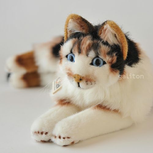 ケーセン Koesen ぬいぐるみ ねそべり猫（大）三毛