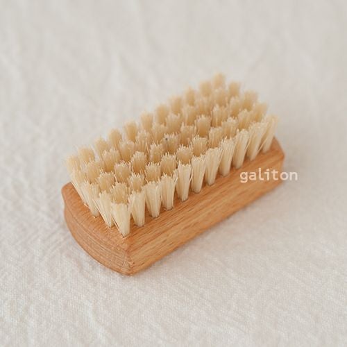 ビュルステンケラー Burstenfabrik Keller ハンド＆ネイルブラシ アザラシ