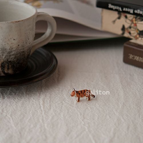 クリスティアンヴェルナー Christian Werner とらの子（小）