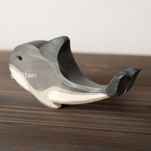 オストハイマー Ostheimer くじら