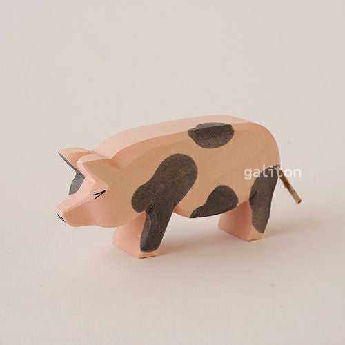 オストハイマー Ostheimer ぶた ブチ 上向き