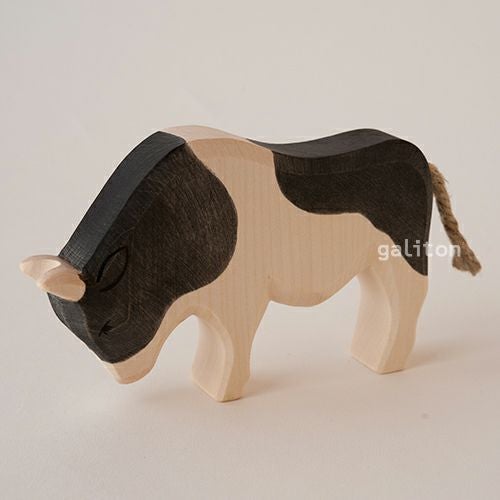 オストハイマー Ostheimer うし オス 黒ぶち 下向き