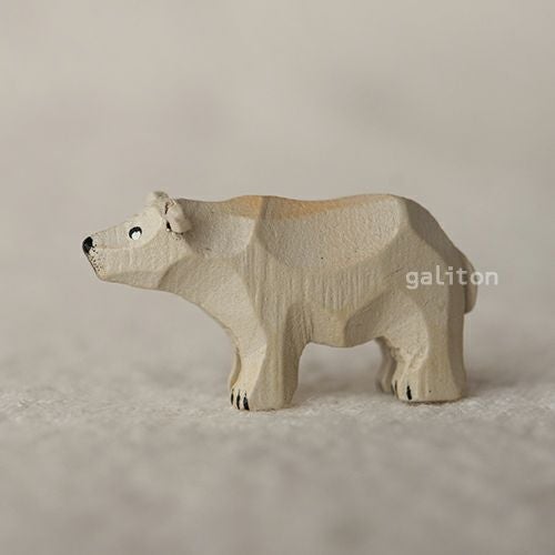 クリスティアンヴェルナー Christian Werner 白くまの子（小）