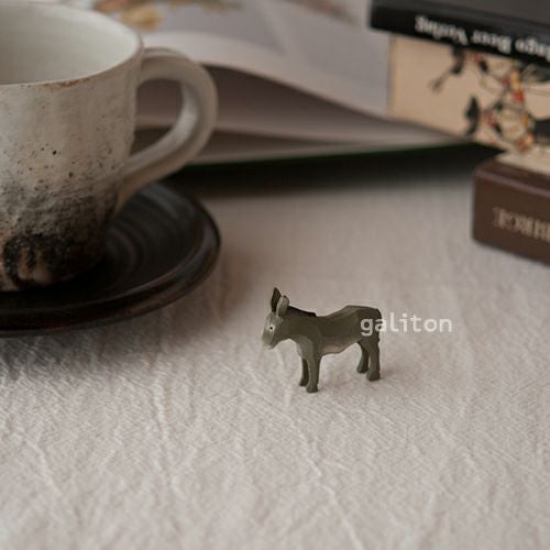 クリスティアンヴェルナー Christian Werner ろば（小）