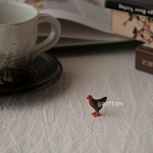 クリスティアンヴェルナー Christian Werner めんどり 色（小）