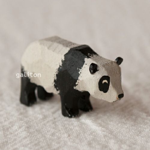 クリスティアンヴェルナー Christian Werner パンダ オス 歩き（小）