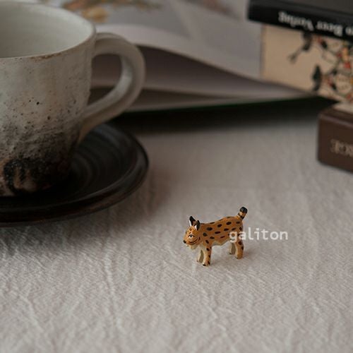 クリスティアンヴェルナー Christian Werner ヤマネコ（小）