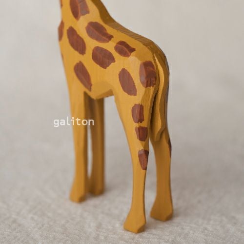 クリスティアンヴェルナー Christian Werner きりん（大）