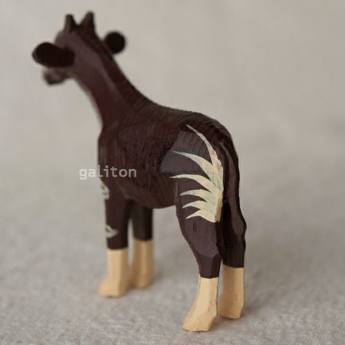 クリスティアンヴェルナー Christian Werner オカピ（大）