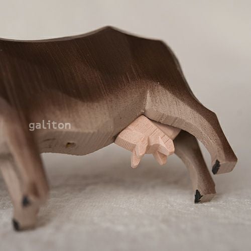 クリスティアンヴェルナー Christian Werner ウシ 茶 メス（大）