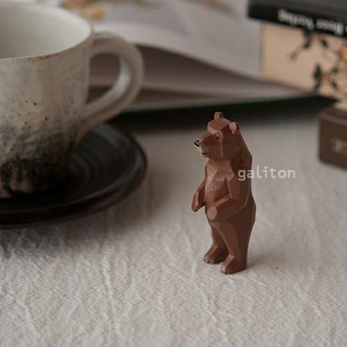 クリスティアンヴェルナー Christian Werner 茶くま 直立（中）