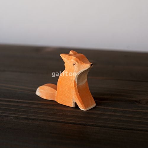 オストハイマー Ostheimer きつねの子 座り