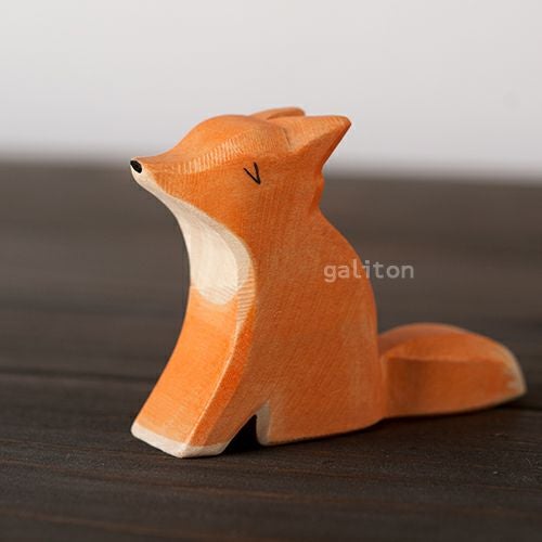 オストハイマー Ostheimer きつねの子 座り