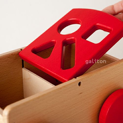 ニック社 nic 車付ポストボックス 赤