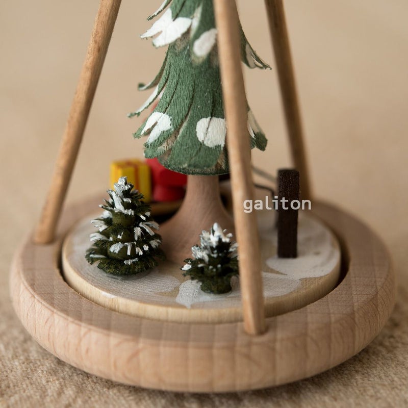 【xmas限定販売】 ミニピラミッド サンタとソリ 0742407