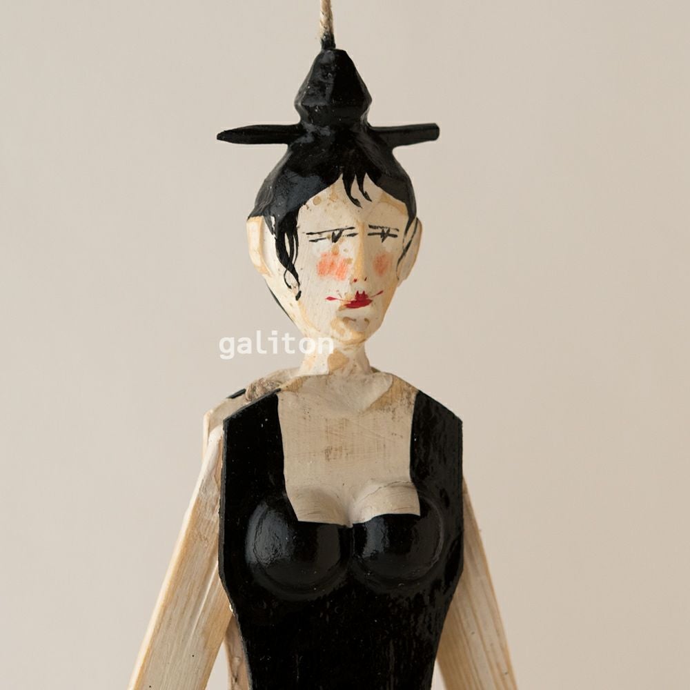 Oberammergauer Schnuerlkasperl なたのハンペルマン マダム S