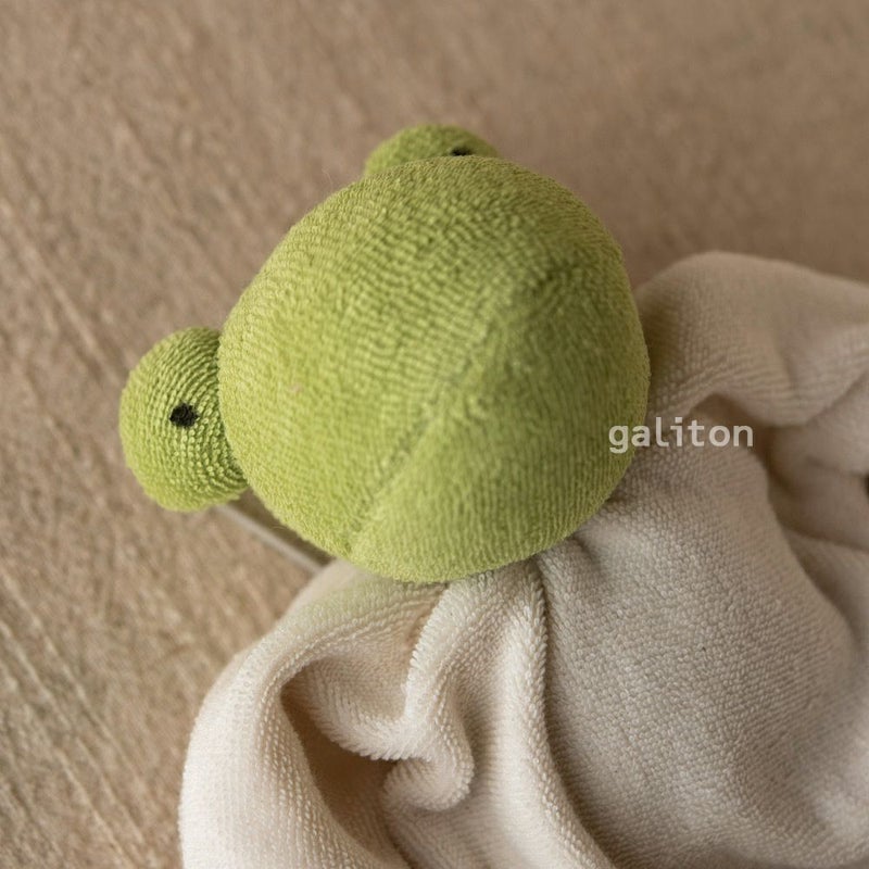 ナンヒェン Nanchen ほおずり人形 かえる